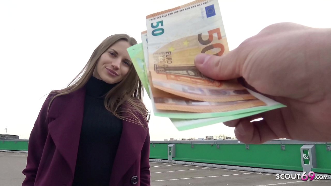 DEUTSCHER PFADFINDER IST EIN TRAUM, DER STEELE BERÜHRT, PARKPLATZVERRÄTER UND SEXY FÜR GELD